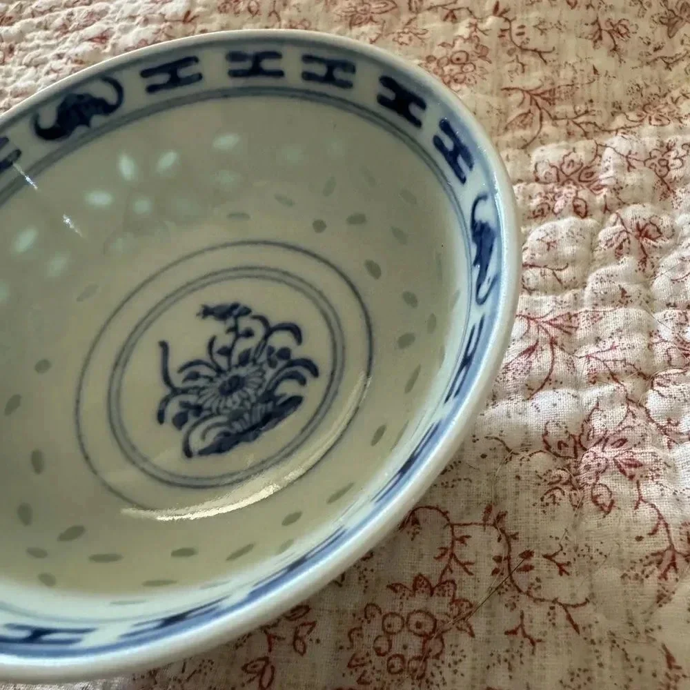 Chinese hand painted porcelain rice eye grain bowl marked Vintage/Rare minature